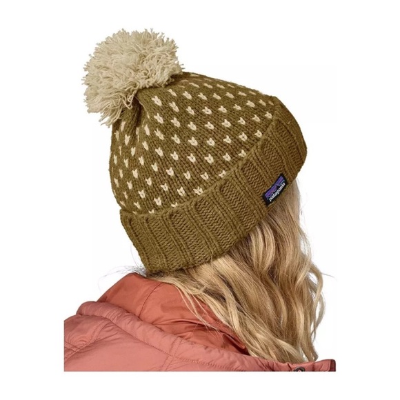 Patagonia Women's Snowbelle Beanie Ridge Cosmic Gold NWT Recycled Wool Yellow - Picture 7 of 9